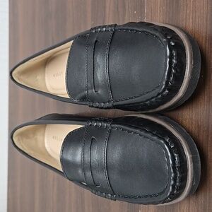 Kelly & Katie Size 7W Black Denise Loafers